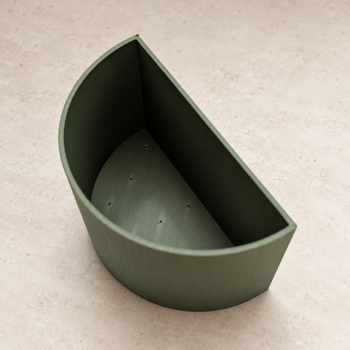 D Shaped Moss Poll Self Waterer